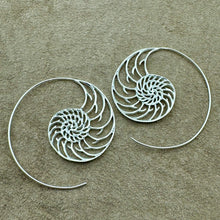 Load image into Gallery viewer, Nautilus Spirals - M/Silver