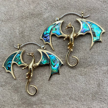 Load image into Gallery viewer, Abalone Dragons - M/Brass w/Abalone