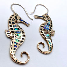 Load image into Gallery viewer, Seahorses - L/Brass &amp; Abalone