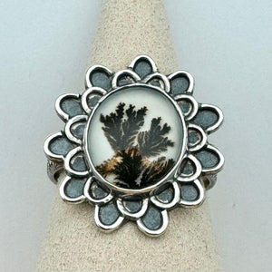 Dendrite Ring (Size 7) - Flower Power