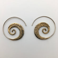 Load image into Gallery viewer, Leo Spirals - S/Brass