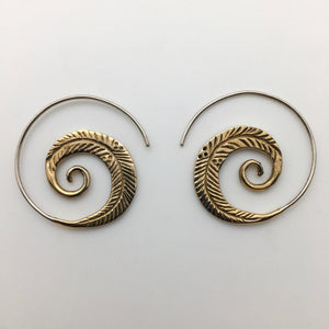 Leo Spirals - S/Brass